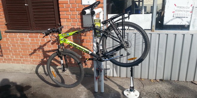 U Novom Sadu javni štand za popravku bicikala
