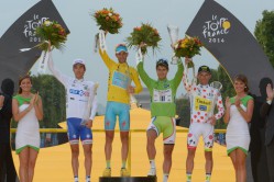 Vinćenco Nibali je šampion Tur de Fransa
