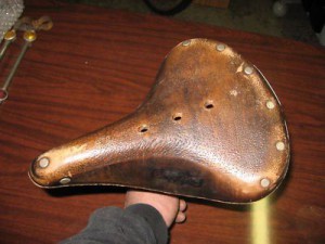 vintage-brooks-saddle-b-72-leather-bicycle-seat-nos_310300066866